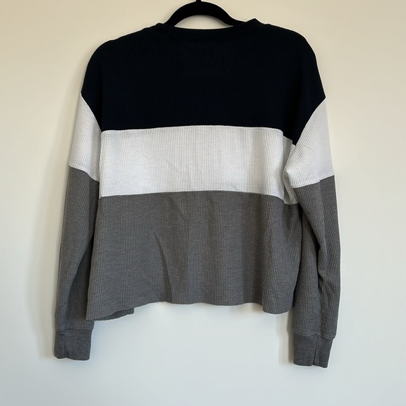 Hollister chill top - Picture 4 of 4